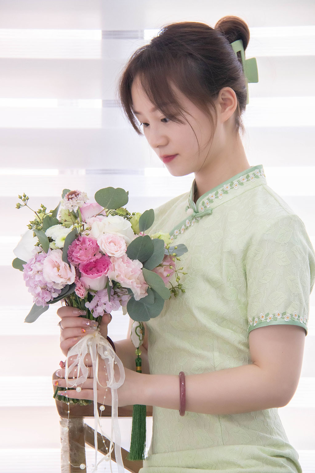 博思花藝婚慶教育，婚慶培訓(xùn)，花藝培訓(xùn)，插花培訓(xùn)，花藝師培訓(xùn)，主持人培訓(xùn)，商務(wù)主持人培訓(xùn)，花店運(yùn)營培訓(xùn)，花店全系統(tǒng)營銷，小白開花店，小白學(xué)主持，金璽棠婚慶酒店，金璽棠總部，鄭州金麻雀教育科技有限公司
