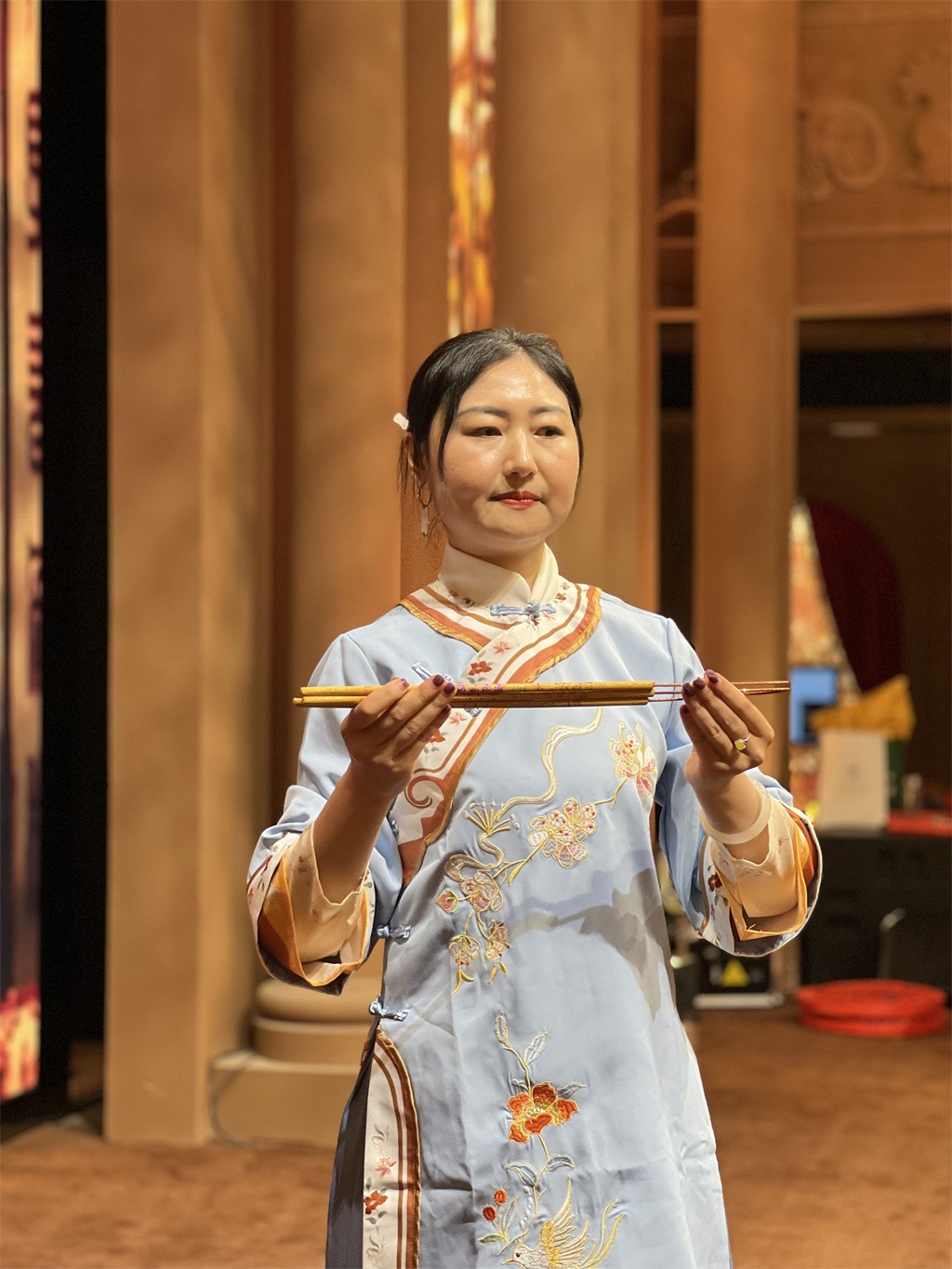 博思花藝婚慶教育，婚慶培訓(xùn)，花藝培訓(xùn)，插花培訓(xùn)，花藝師培訓(xùn)，主持人培訓(xùn)，商務(wù)主持人培訓(xùn)，花店運(yùn)營培訓(xùn)，花店全系統(tǒng)營銷，小白開花店，小白學(xué)主持，金璽棠婚慶酒店，金璽棠總部，鄭州金麻雀教育科技有限公司