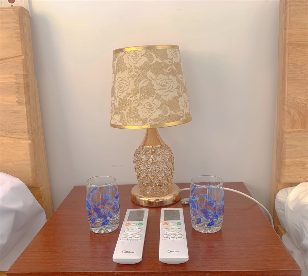 博思花藝婚慶教育，婚慶培訓(xùn)，花藝培訓(xùn)，插花培訓(xùn)，花藝師培訓(xùn)，主持人培訓(xùn)，商務(wù)主持人培訓(xùn)，花店運(yùn)營(yíng)培訓(xùn)，花店全系統(tǒng)營(yíng)銷，小白開(kāi)花店，小白學(xué)主持，金璽棠婚慶酒店，金璽棠總部，鄭州金麻雀教育科技有限公司