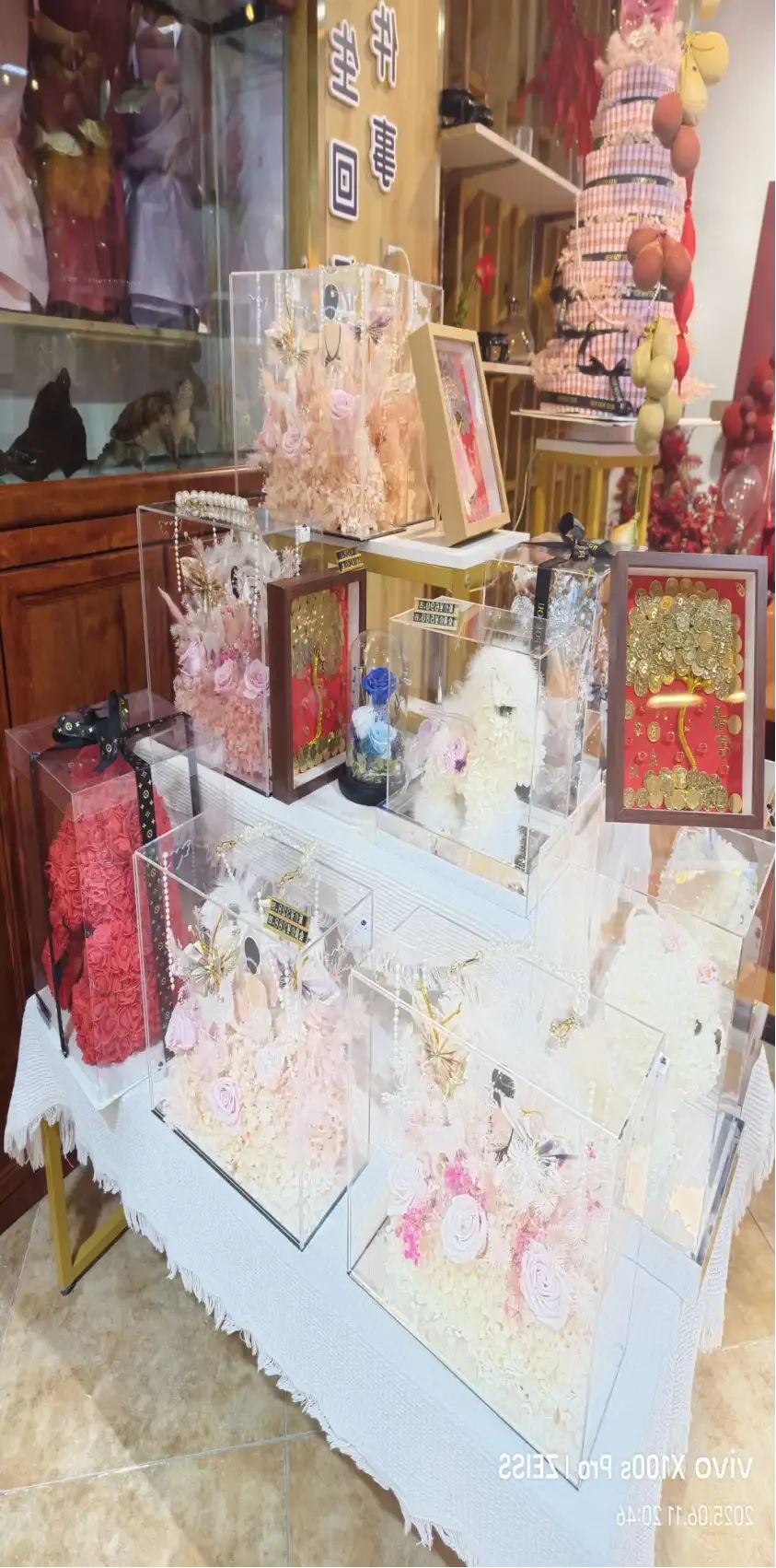 博思花藝婚慶教育，婚慶培訓(xùn)，花藝培訓(xùn)，插花培訓(xùn)，花藝師培訓(xùn)，主持人培訓(xùn)，商務(wù)主持人培訓(xùn)，花店運營培訓(xùn)，花店全系統(tǒng)營銷，小白開花店，小白學(xué)主持，金璽棠婚慶酒店，金璽棠總部，鄭州金麻雀教育科技有限公司